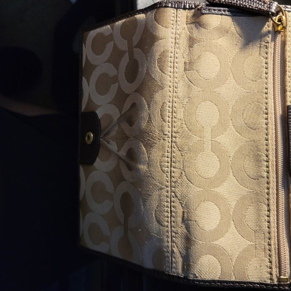 wallet - Picture 3 of 3